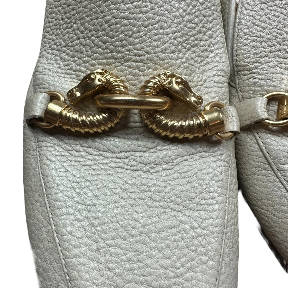 TORY BURCH: Cream Jessa Pebbled Leather Loafer with Gold Details -Size 9